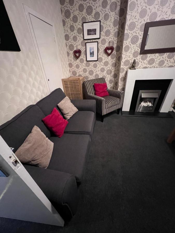 Crags View Apartment On The Royal Mile エディンバラ エクステリア 写真