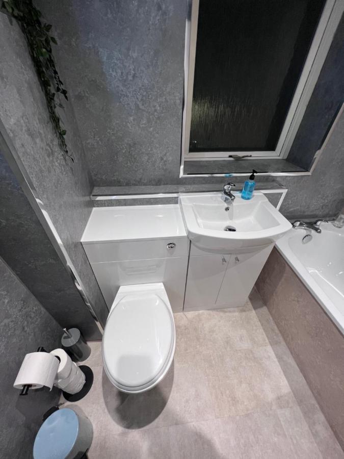 Crags View Apartment On The Royal Mile エディンバラ エクステリア 写真