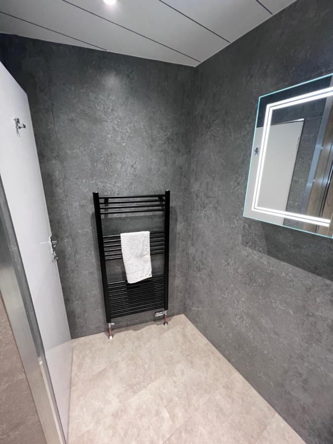 Crags View Apartment On The Royal Mile エディンバラ エクステリア 写真