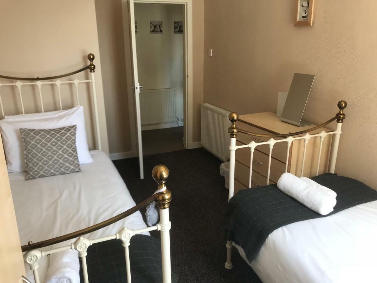 Crags View Apartment On The Royal Mile エディンバラ エクステリア 写真